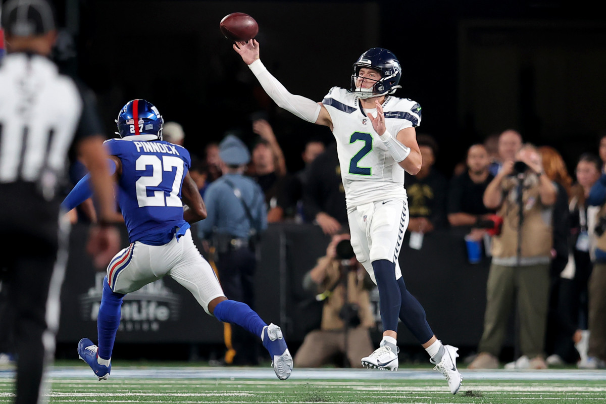 Drew Lock stepped up replacing Geno Smith, rolling out to connect with Noah Fant for a 51-yard catch and set up a Ken Walker III touchdown run before halftime.